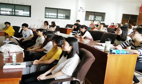 说明:D:\My document\会议、讲座\陈良华教授讲座 2017.6.17\微信宣传照片\IMG20170616090038_mr1497750743496.jpg